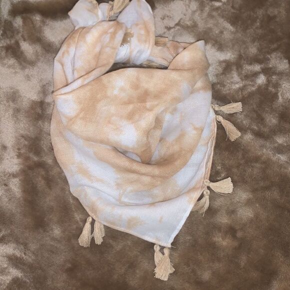 Fashion Scarf/Bandana - Picture 2 of 2